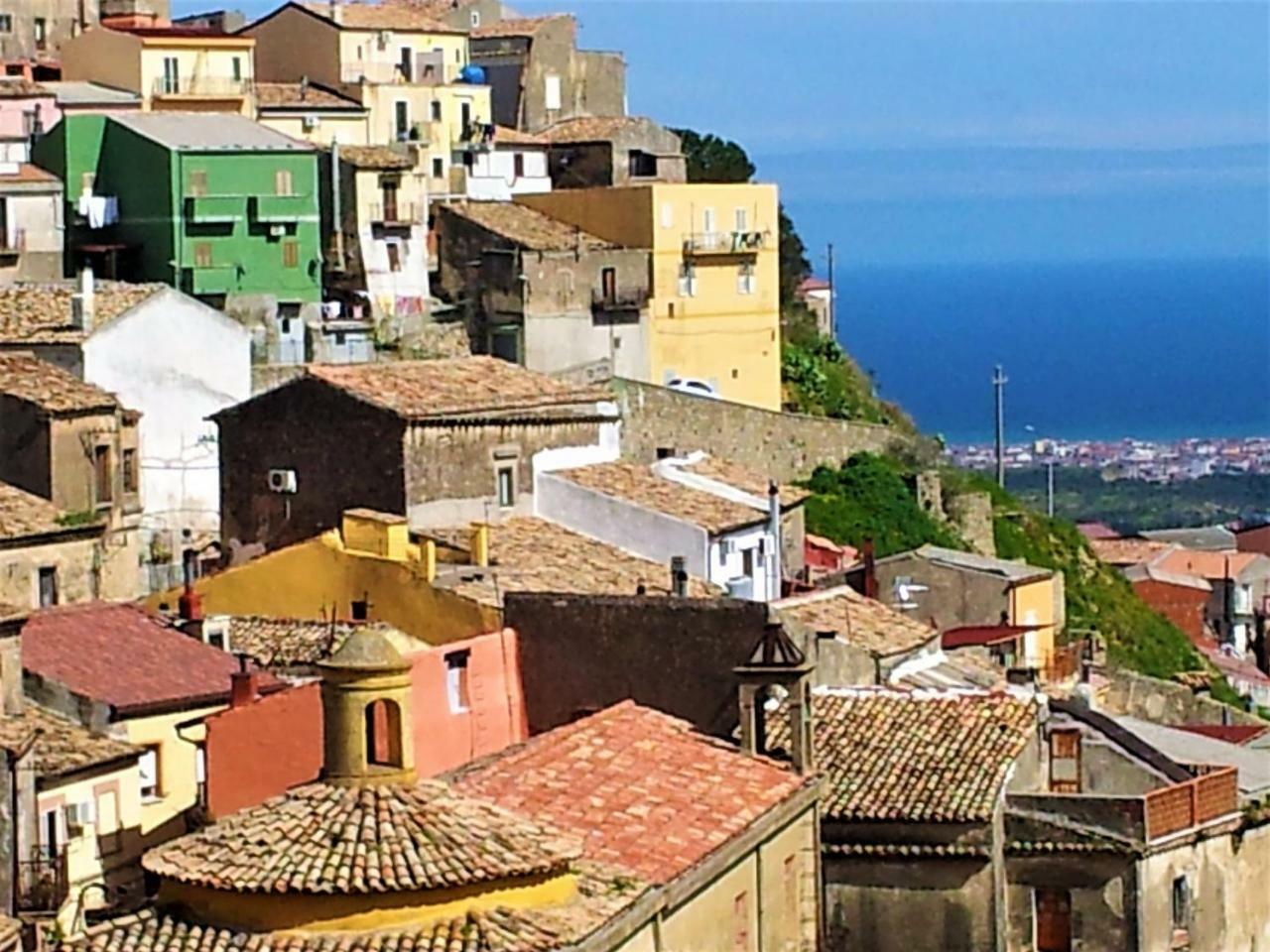 Bed and Breakfast Casa Mazzone Ciro Esterno foto