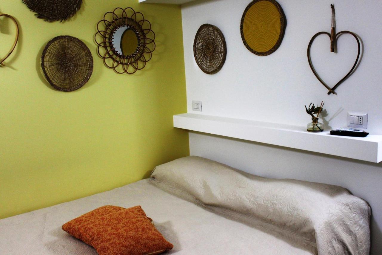 Bed and Breakfast Casa Mazzone Ciro Esterno foto