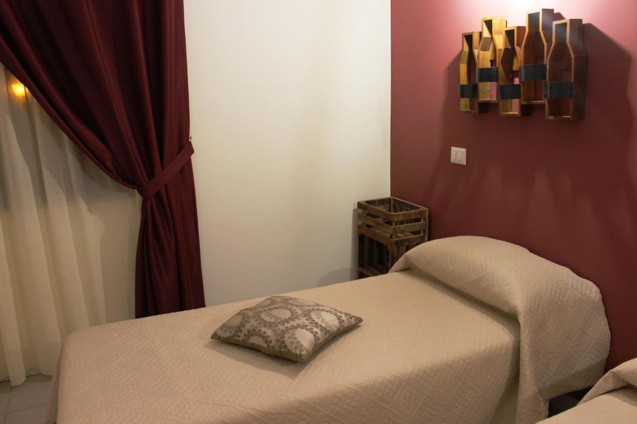 Bed and Breakfast Casa Mazzone Ciro Esterno foto